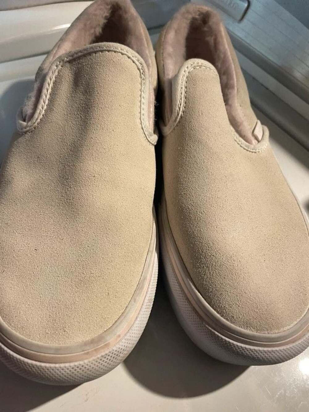 Vans fleece platform shoes 7